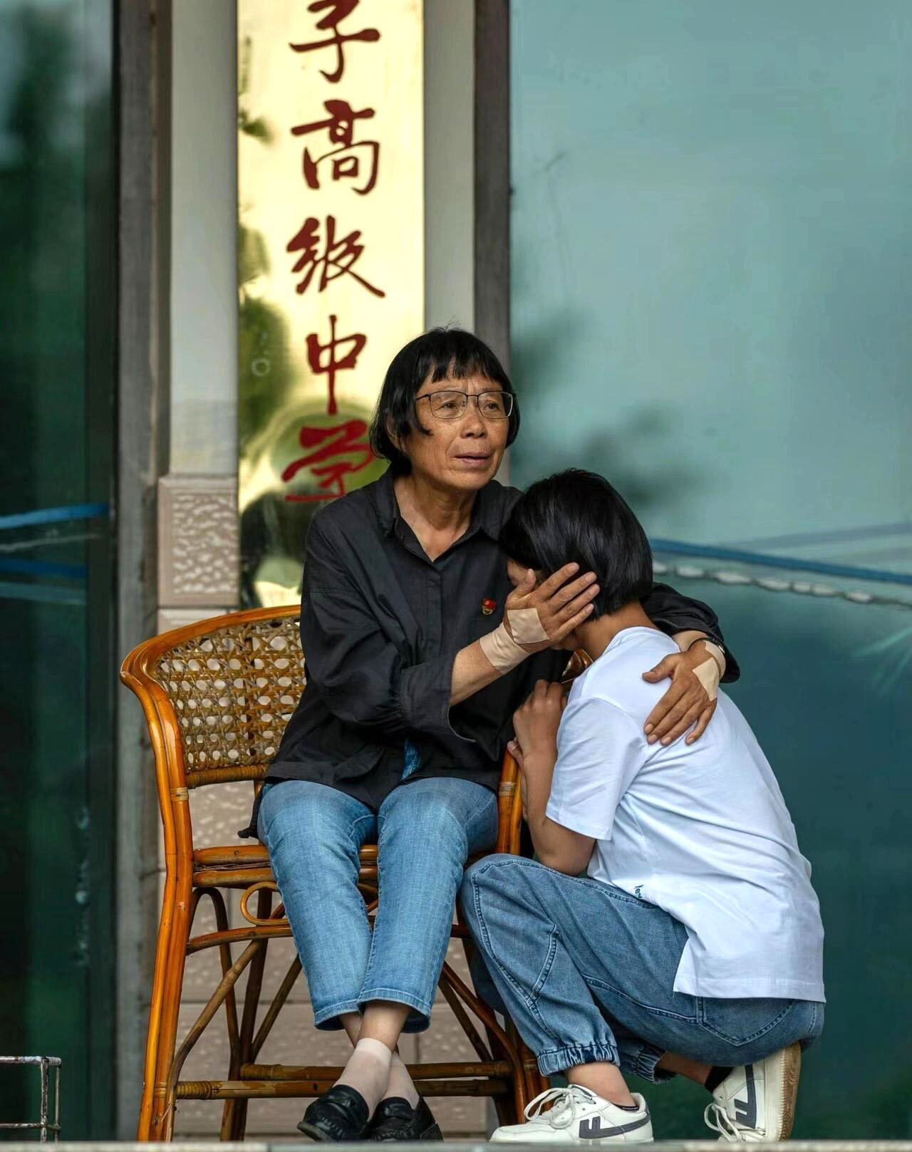 “火出圈”的大学教师带来哪些思考
